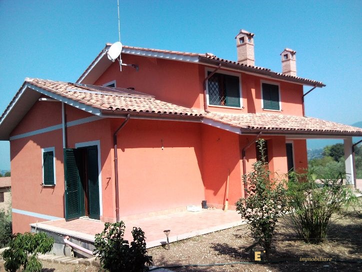 Villa Bifamiliare CANTALUPO IN SABINA vendita  Cantalupo in Sabina  Esperienza Immobiliare